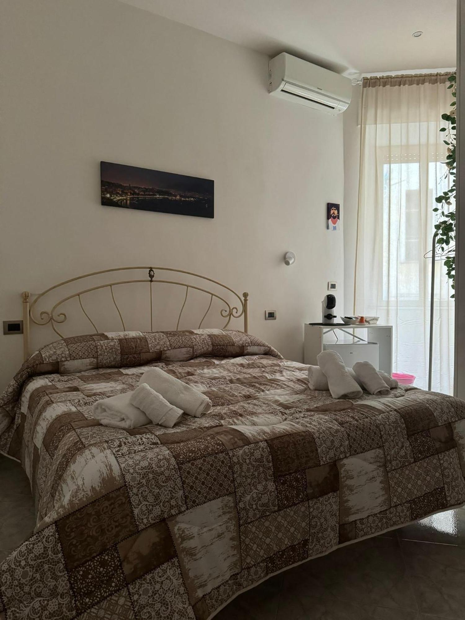 B&B Partenope Naples Luaran gambar