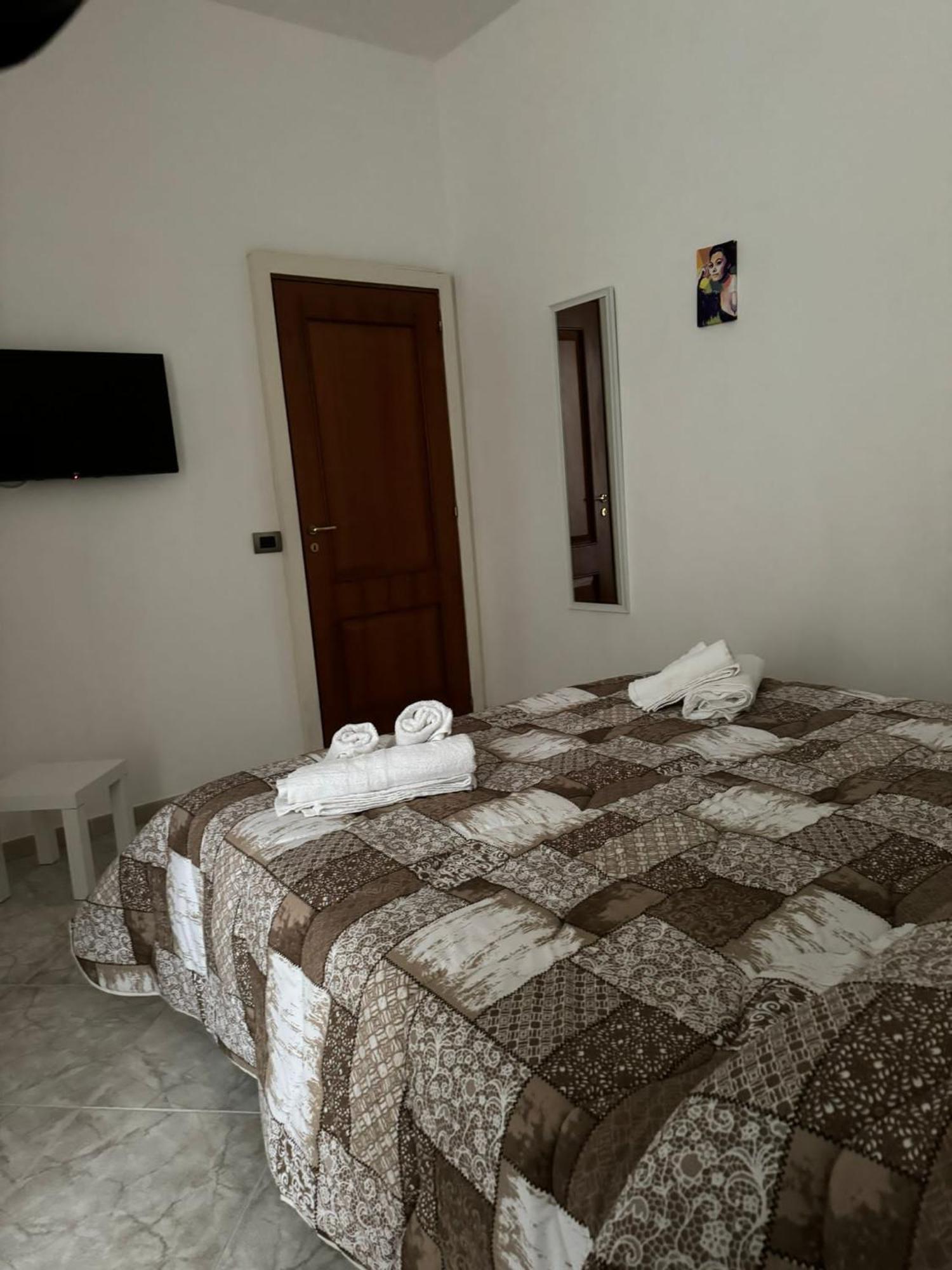 B&B Partenope Naples Luaran gambar